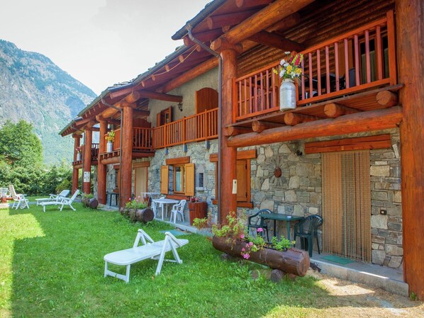 Holiday Home Exterior [summer]