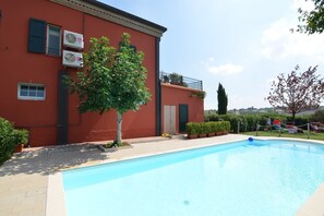 Piscine maison de vacances