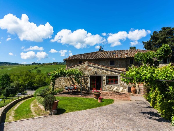 Extérieur maison de vacances [été]