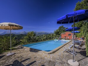 Holiday Home Swimming Pool