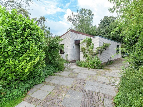 Außenseite Ferienhaus [Sommer]