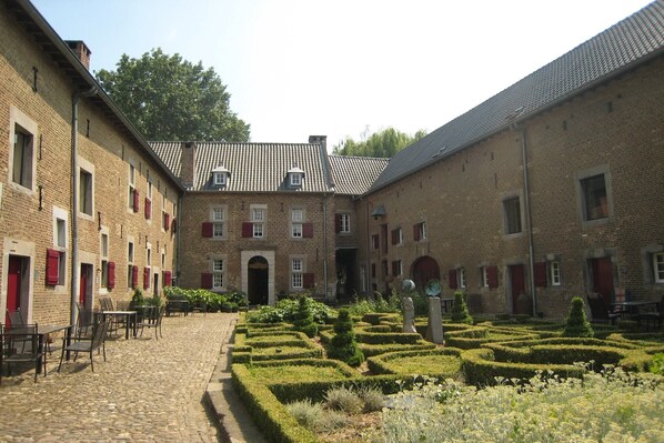 Extérieur maison de vacances [été]
