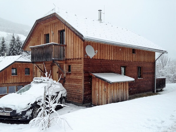 Holiday Home Exterior [winter]