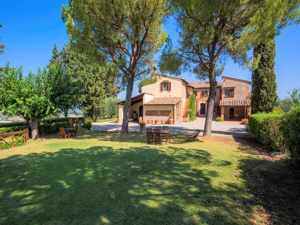 Holiday Home Exterior [summer]