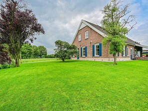 Außenseite Ferienhaus [Sommer]