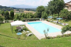 Schwimmbad des Ferienhauses