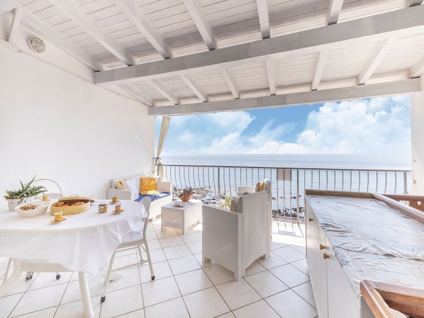 Terrasse / Balkon