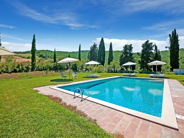 Holiday Home Swimming Pool