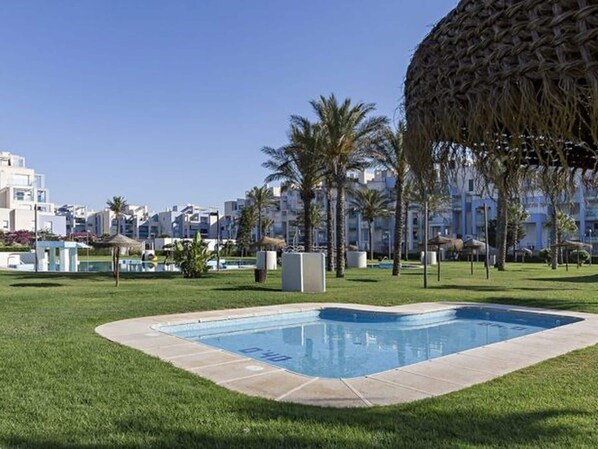 Holiday Home Swimming Pool