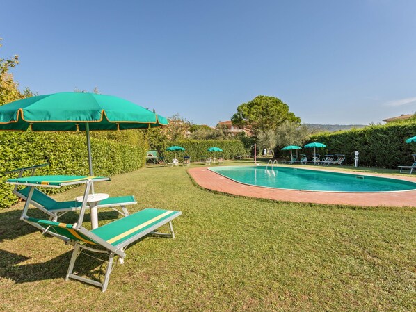 Holiday Home Swimming Pool