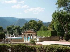 Vue de la maison de vacances [été]