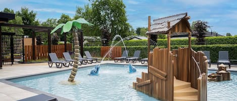 Holiday Home Swimming Pool