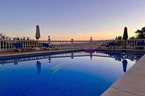Holiday Home Swimming Pool