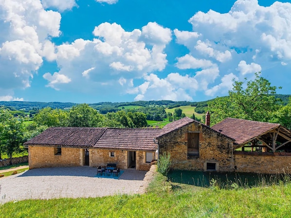 Extérieur maison de vacances [été]