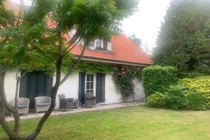 Holiday Home Exterior [summer]
