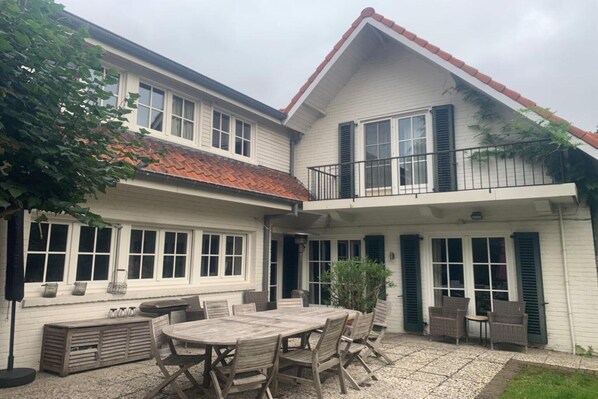 Holiday Home Exterior [summer]