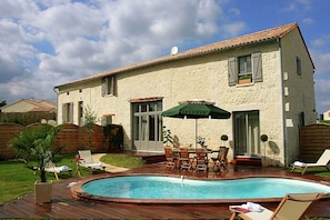 Extérieur maison de vacances [été]