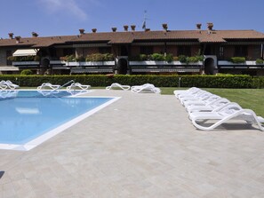 Holiday Home Swimming Pool