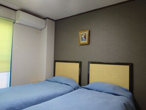 Bed room・1