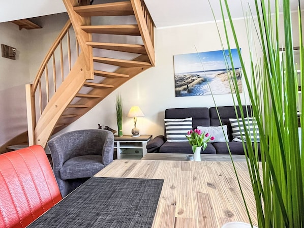 Meubles, Design Intérieur, Sol, Bois, Sol, Table, Pièce, Chaise, Canapé, Salon