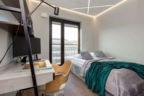 Bedroom with a place for remote work