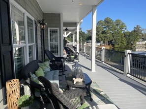 Large deck on main level with plenty of seating