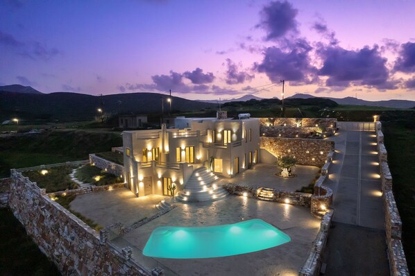 Twilight villa