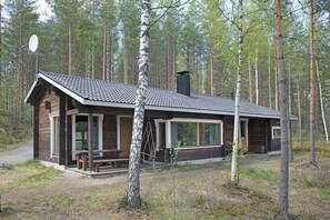 Sauna terrace on the right, living room terrace to the left