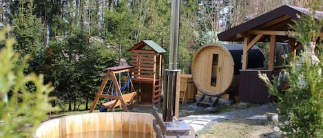 Bain à remous extérieur