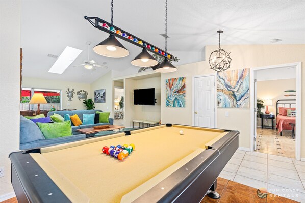 Pool/Billiard Table