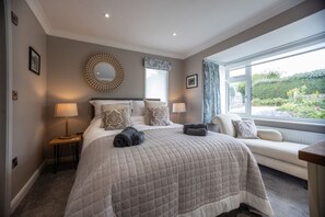Happy Days Bedroom 1