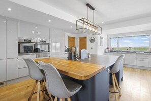 Ridgeview Kitchen