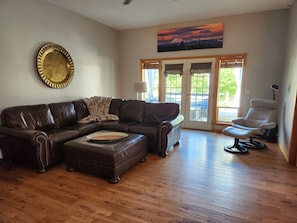 Living Room w/French Doors to Back Deck