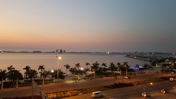 Vista marginal de Luanda