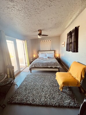 Guesthouse main room