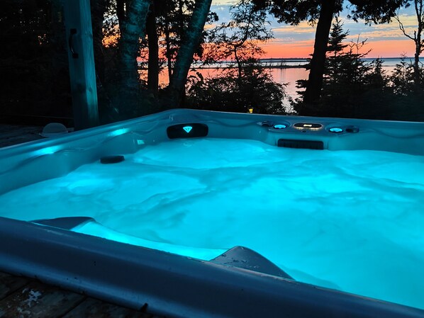 Spectacular sunsets enjoyed from the privacy of the spa