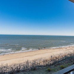 Views of Sagamore Beach - 12 Indian Trail - New England Vacation Rentals