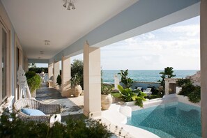 Autumn, Balcony / Terrace / Patio, Building Exterior, Outdoor, Pool, Spring, Summer