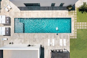 Autumn, Balcony / Terrace / Patio, Building Exterior, Garden, Outdoor, Pool, Spring, Summer