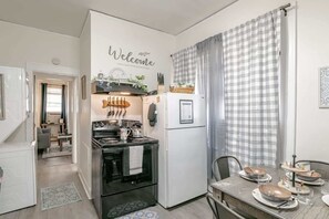 The kitchen and dining area