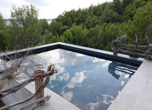 Private pool with 24 hr access