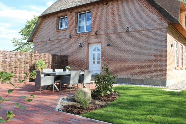 Holiday Home Exterior [summer]