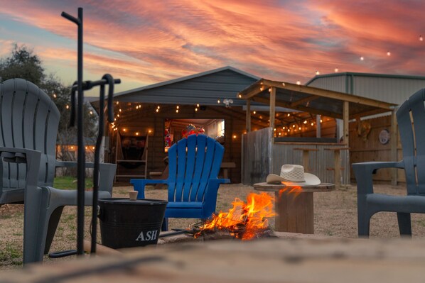 The Firepit, Bar & Grill Shack, Game Barn