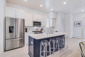 Kitchen, 1st Floor