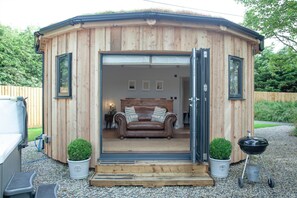 Cynefin - Bi-fold doors