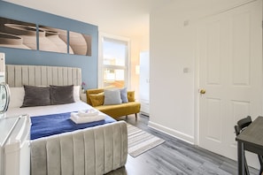 Suite-Deluxe-Ensuite-Garden view-8