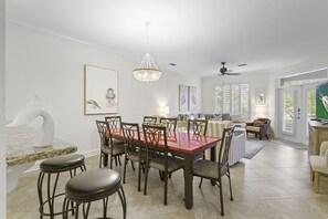 24-Tivoli-5442-Dining