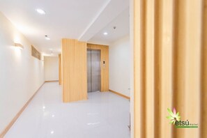 Elevator