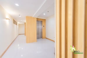 Elevator