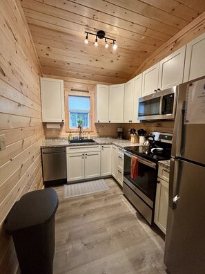 Fully equipped kitchen